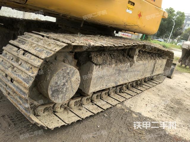 左側(cè)履帶整體?（行走機(jī)構(gòu)）