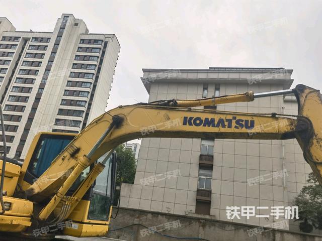 大臂整體?右側(cè)(工作和回轉(zhuǎn)裝置) 大臂整體?右側(cè)(工作和回轉(zhuǎn)裝置)