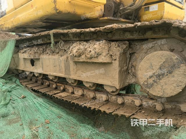 左側(cè)履帶整體?(行走機(jī)構(gòu)) 左側(cè)履帶整體?(行走機(jī)構(gòu))