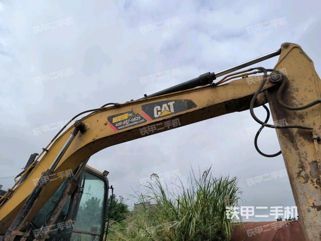 大臂整体 右侧（工作和回转装置）