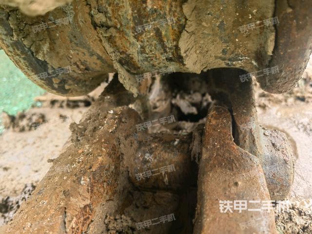 右驅(qū)動輪(行走機(jī)構(gòu)) 右驅(qū)動輪(行走機(jī)構(gòu))