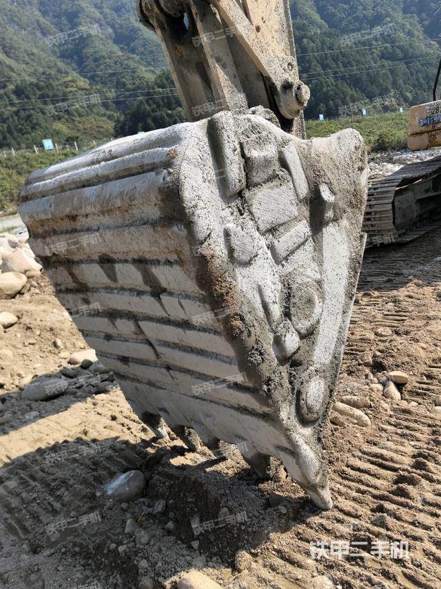 鏟斗45度（工作和回轉(zhuǎn)裝置）