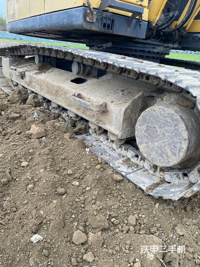單側(cè)履帶整體（整機(jī)外觀）