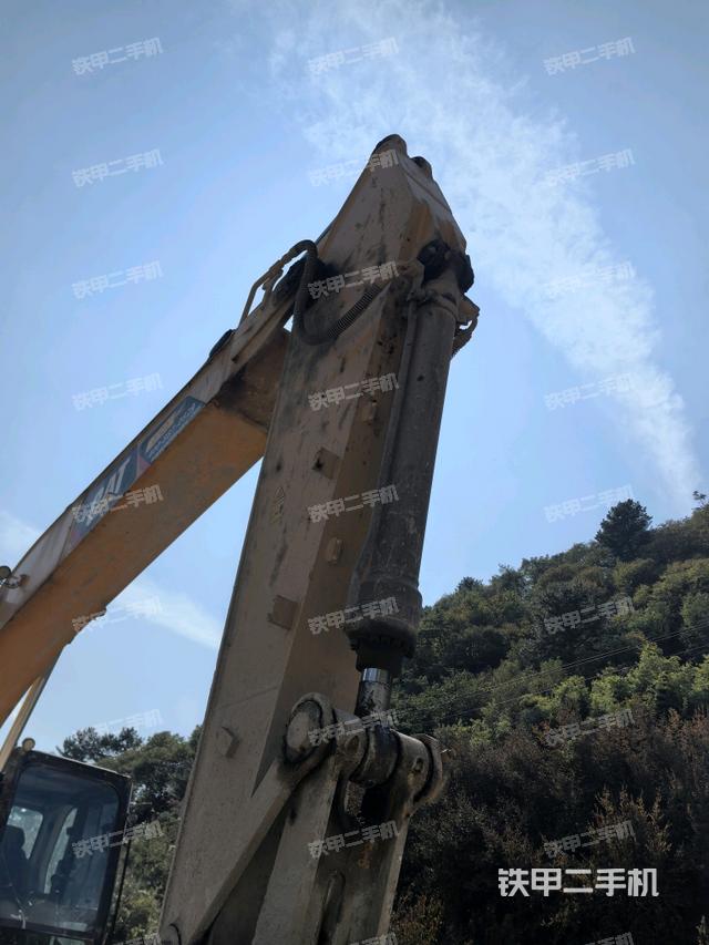 小臂整體右前（工作和回轉(zhuǎn)裝置）