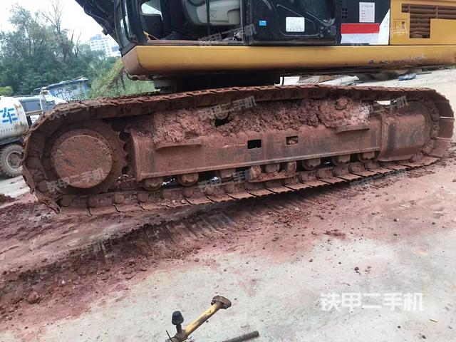 單側(cè)履帶整體（整機外觀）