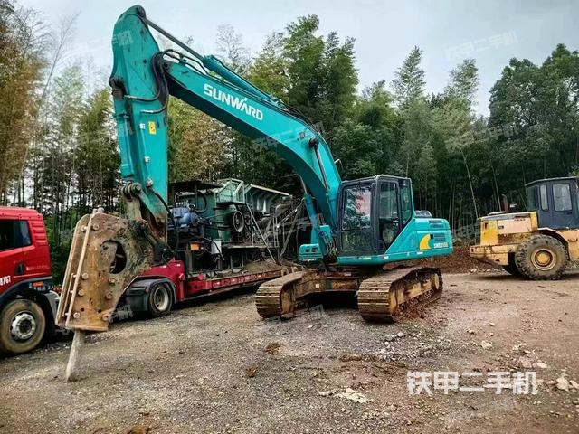 山河智能SWE215挖掘機