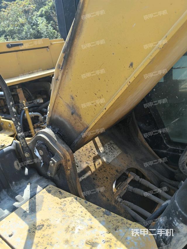 大臂根部?斜視（工作和回轉(zhuǎn)裝置）