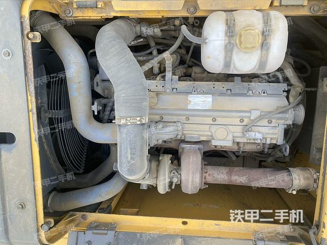 發(fā)動(dòng)機(jī)整體俯視（整機(jī)外觀）