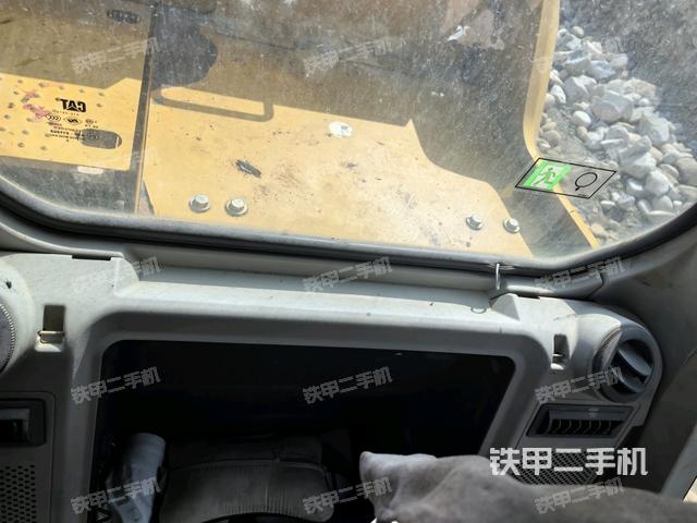 座椅后部（駕駛室部分）