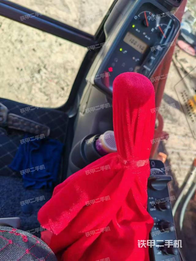 駕駛室整體（整機(jī)外觀）