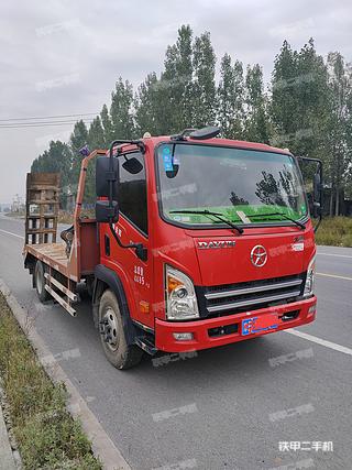 青島大運(yùn)汽車4X2平板運(yùn)輸車實(shí)拍圖片