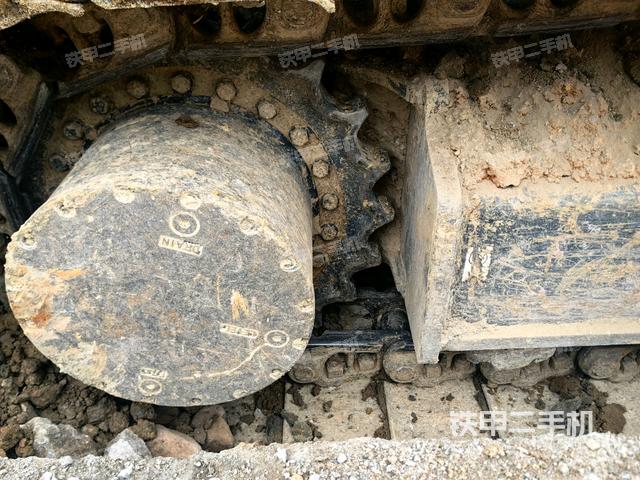 單側(cè)履帶整體（整機(jī)外觀）