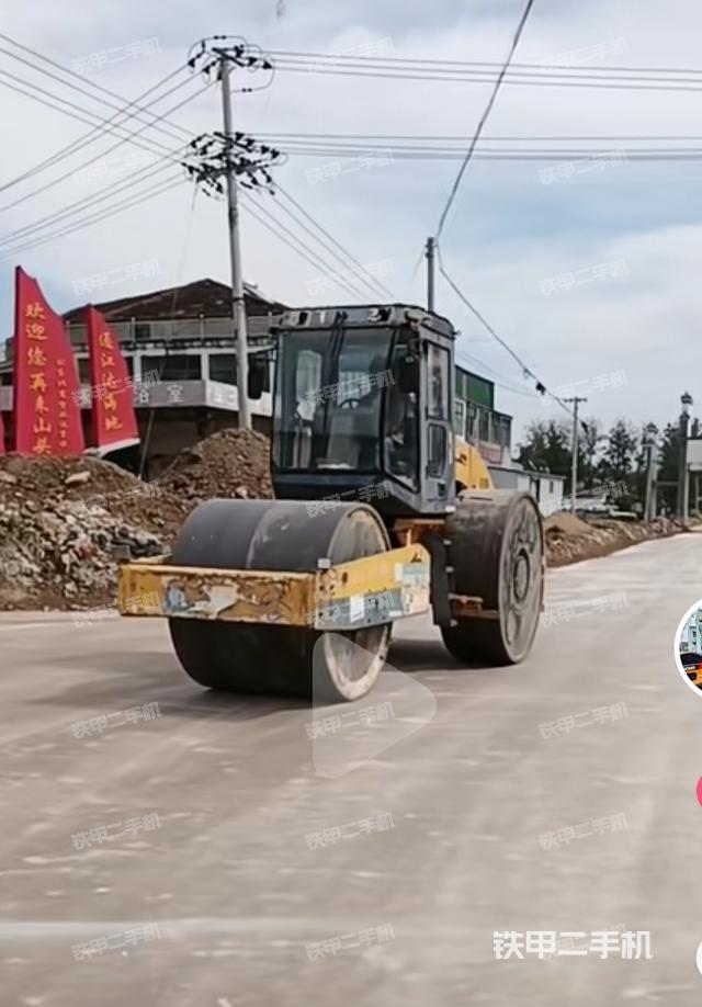 整機(jī)右側(cè)（設(shè)備外觀及核心部件）