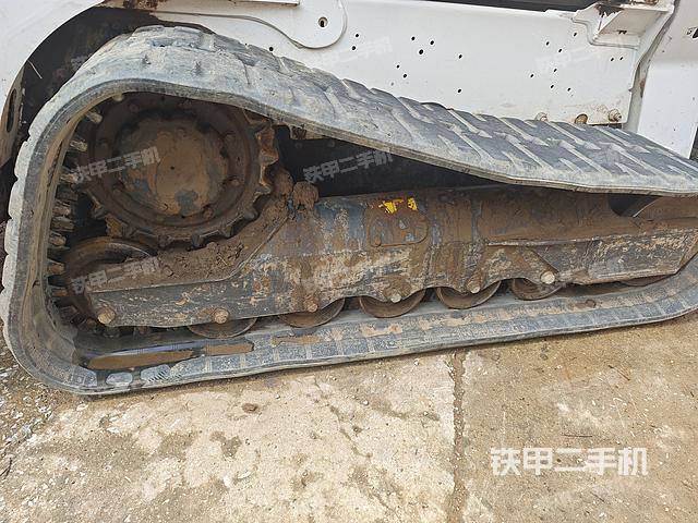 整機(jī)右側(cè)（設(shè)備外觀及核心部件）