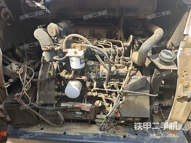 發(fā)動(dòng)機(jī)（設(shè)備外觀及核心部件）