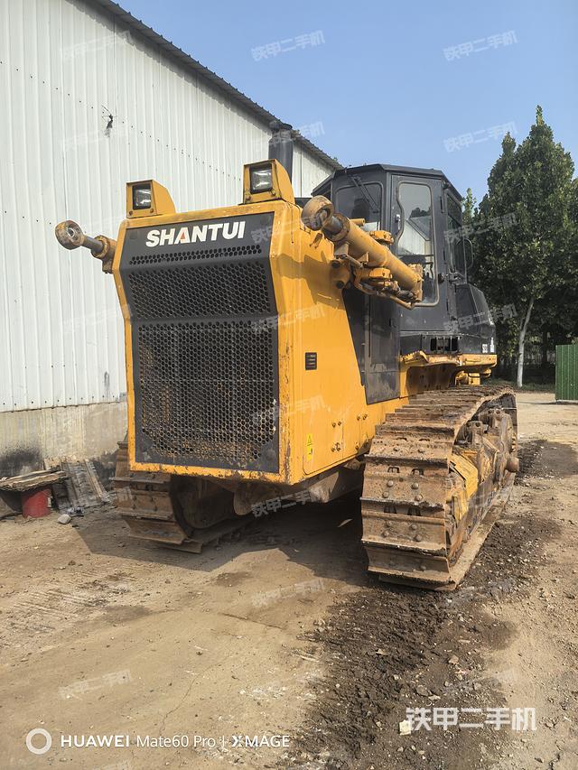 整機(jī)左側(cè)（設(shè)備外觀及核心部件）