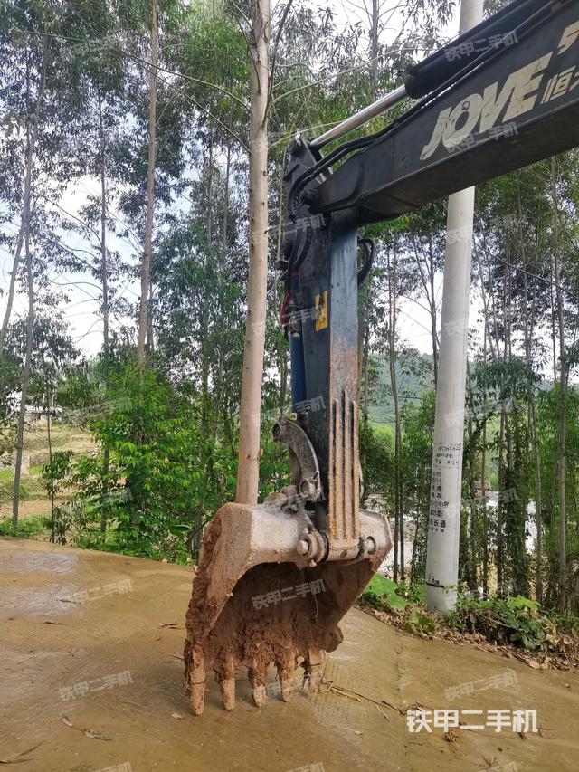 小臂整體左后（工作和回轉(zhuǎn)裝置）