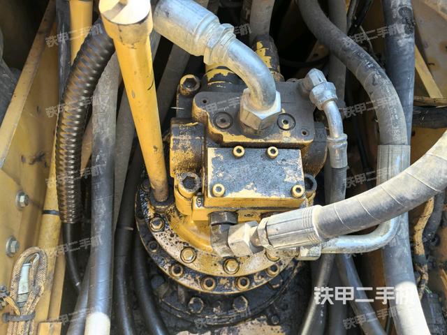 回轉(zhuǎn)馬達(dá)（上車部件）