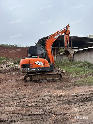 濱州斗山DH60-7挖掘機實拍圖片