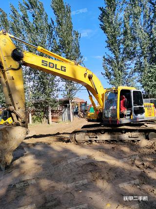 山東臨工LG6225E挖掘機(jī)