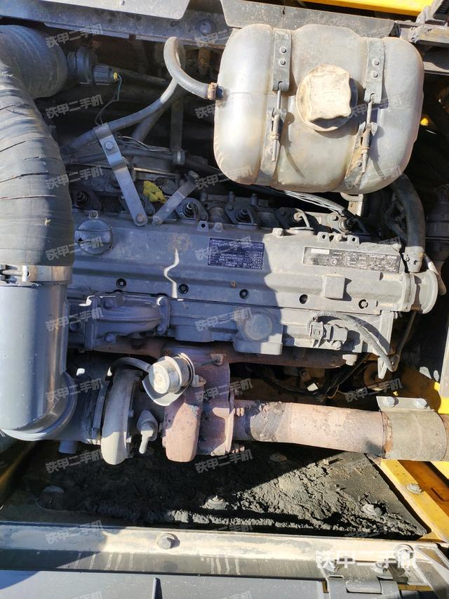 發(fā)動(dòng)機(jī)整體俯視（整機(jī)外觀）