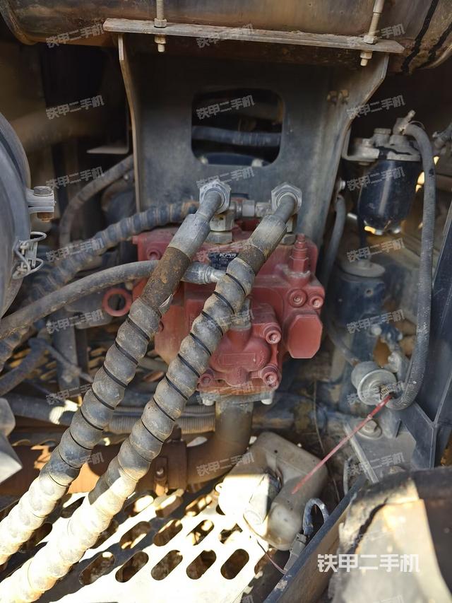 液压泵室（大件舱室）