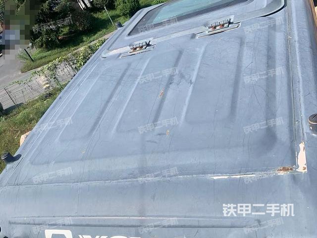 駕駛室頂部（整機(jī)外觀）