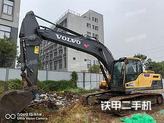 大理沃爾沃EC220DL挖掘機實拍圖片