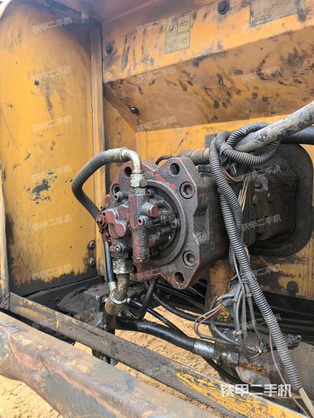 液壓泵室（大件艙室）