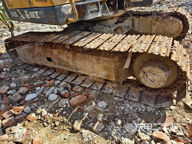 左侧行走马达盖板（行走机构）