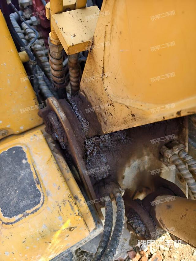 大臂根部 斜（工作和回转装置）