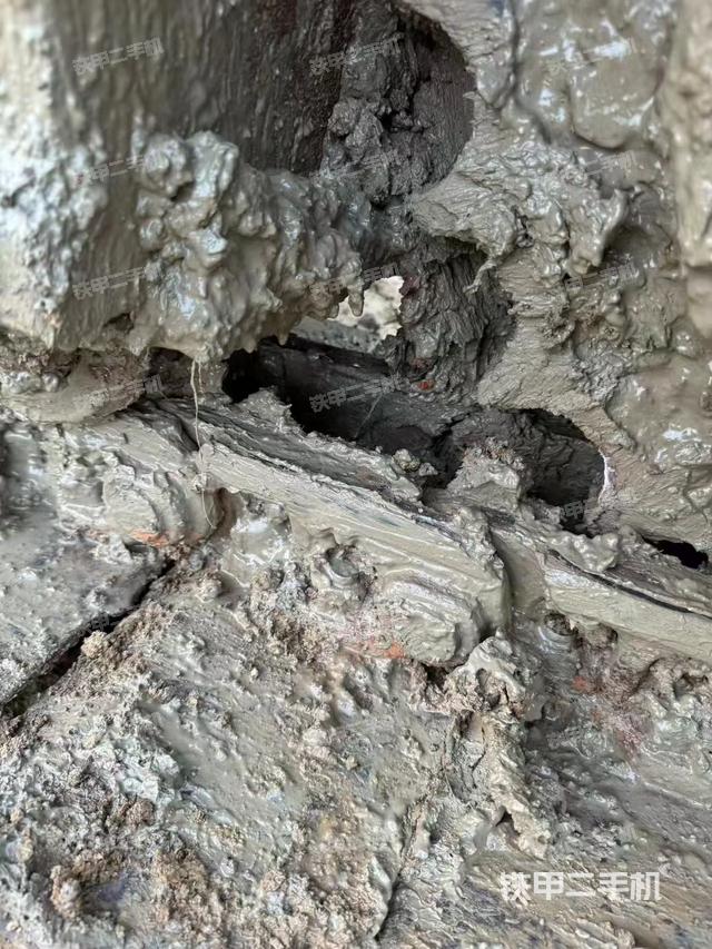 駕駛室頂部（整機(jī)外觀）