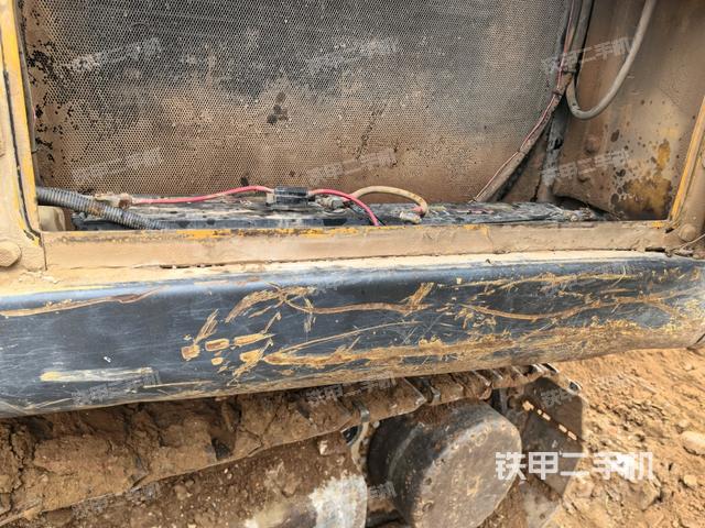 電瓶（大件艙室）