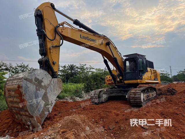 柳工CLG956EHD挖掘机
