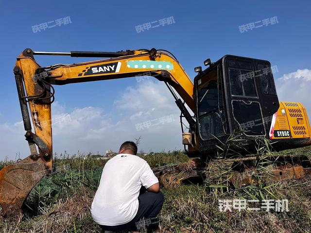 三一重工SY75C挖掘機