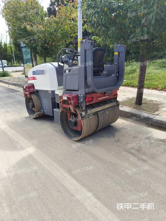 整機(jī)左側(cè)（設(shè)備外觀及核心部件）