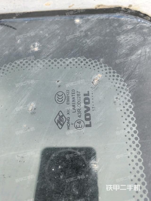 后窗玻璃角標(biāo)（駕駛室部分）