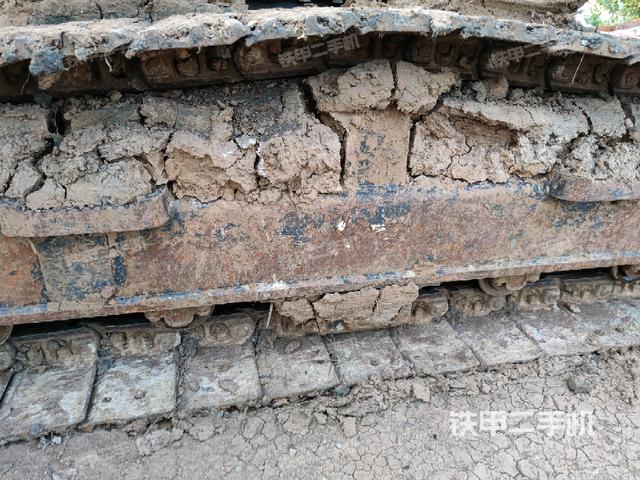左侧履带整体 (行走机构) 左侧履带整体 (行走机构)
