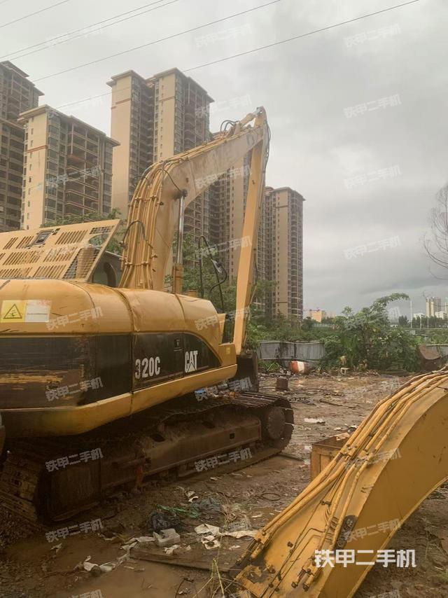 卡特彼勒320C挖掘機(jī)
