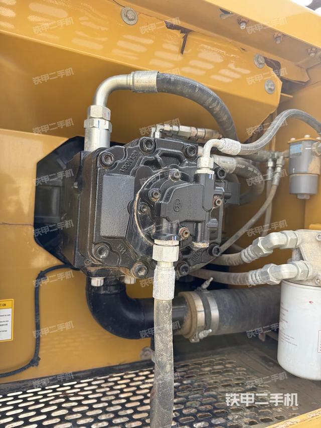 液壓泵室（大件艙室）