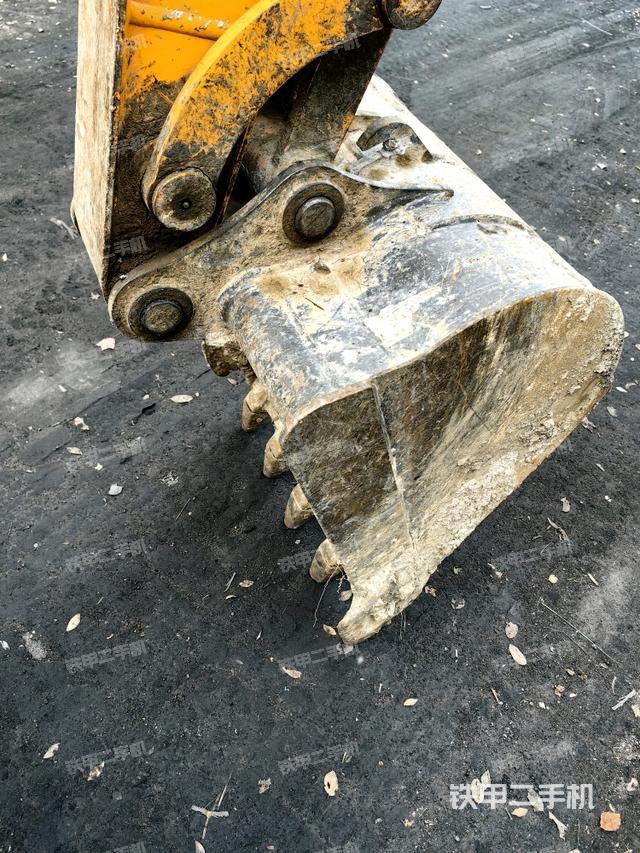 鏟斗45度（工作和回轉(zhuǎn)裝置）