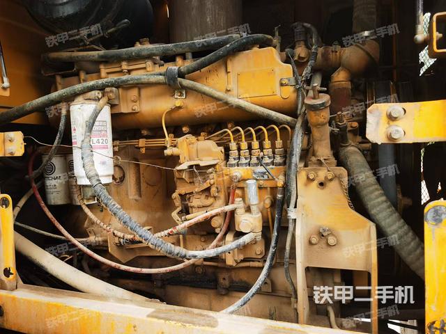 發(fā)動機左側(cè)（整機外觀及大件）