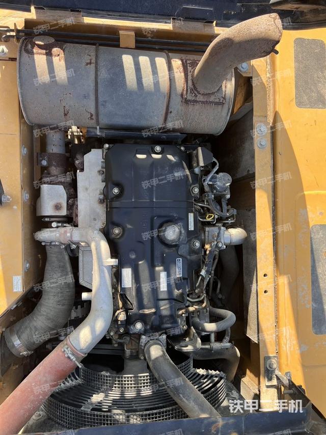 发动机整体俯视（整机外观）