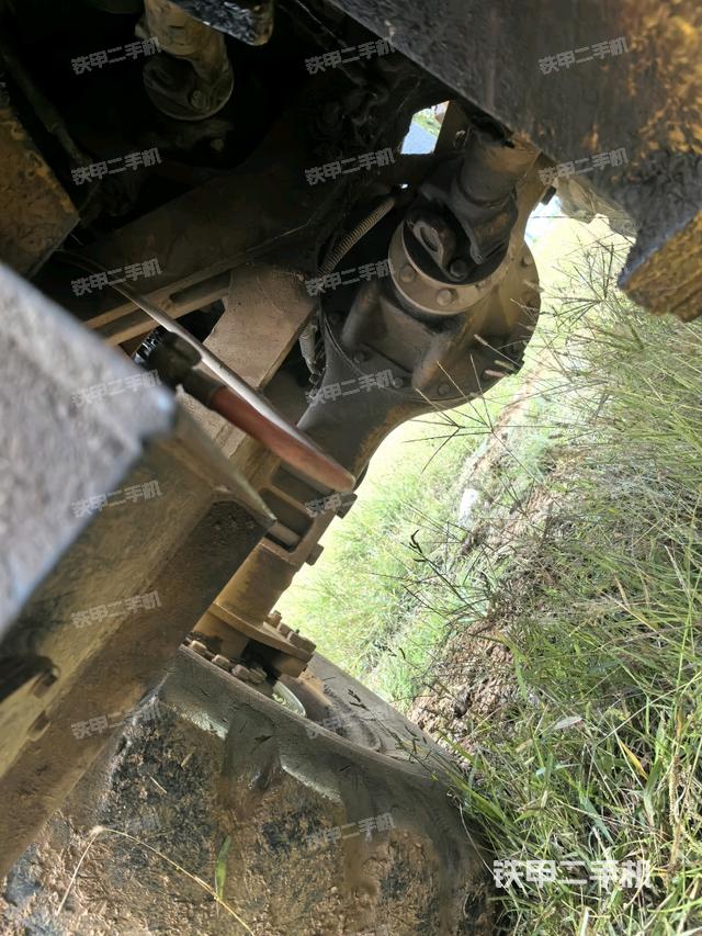 后驱动桥(液压/传动系统) 后驱动桥(液压/传动系统)