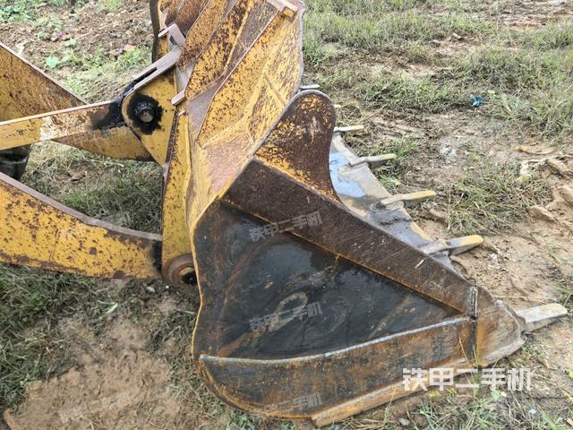 铲斗后45°(工作装置) 铲斗后45°(工作装置)