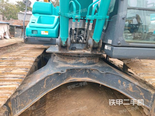 轉(zhuǎn)盤和下車架正前（工作和回轉(zhuǎn)裝置）