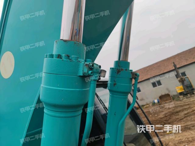 大臂油缸整體?豎拍（工作和回轉(zhuǎn)裝置）