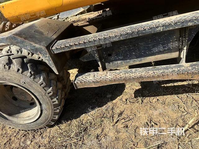 单侧履带整体（整机外观）