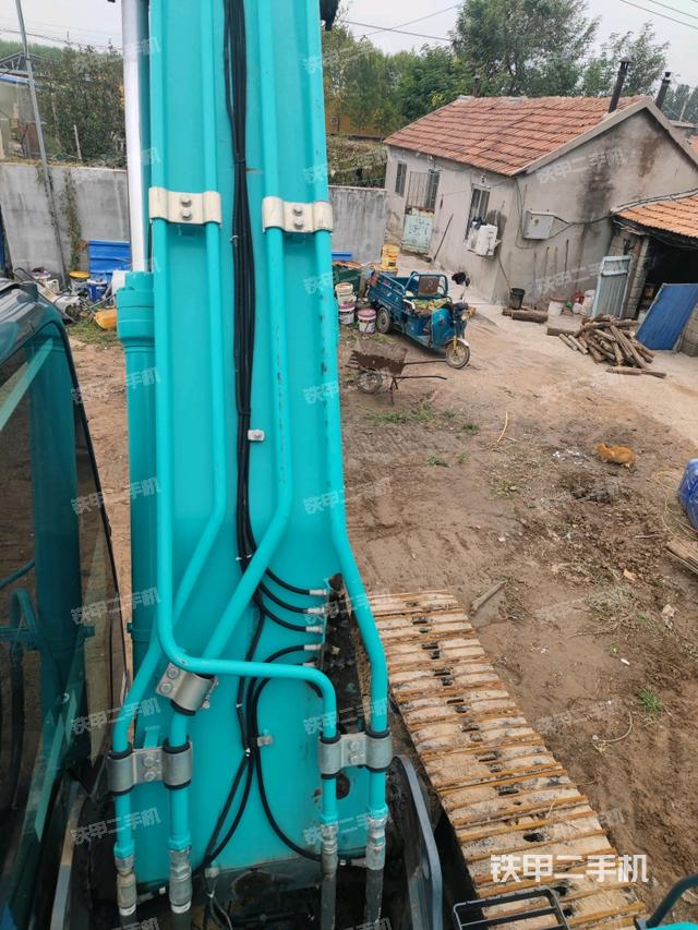 大臂背部俯視（工作和回轉(zhuǎn)裝置）