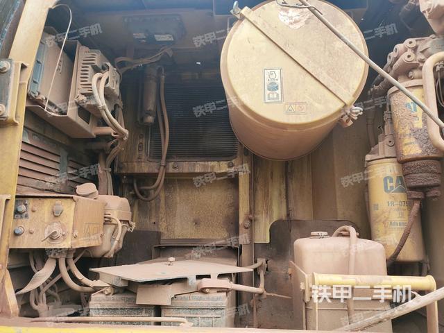 散熱器正面（大件艙室）